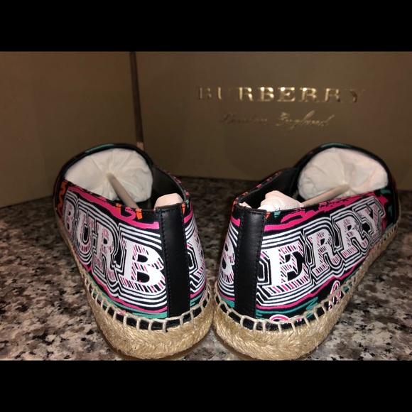 Burberry Espadrilles - Picture 2 of 5